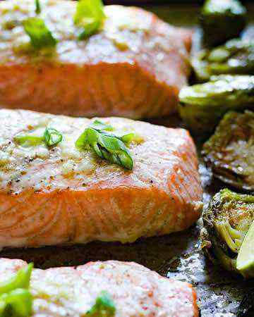 canadian-britishcolumbia-bakedwildsalmongarlicbutter