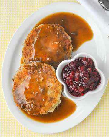 canadian-newfoundland-leftoverturkeypotatocakes