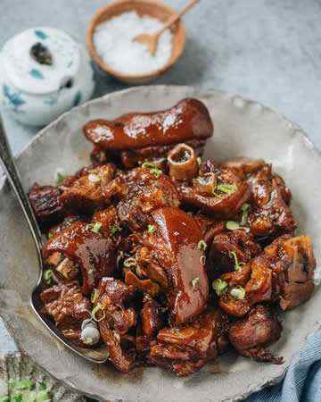 chinese-braisedporktrotters