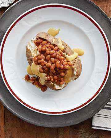 english-jacketpotatocheesesauce