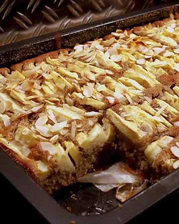 german-applespekulatiuscake