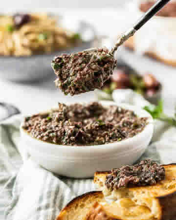 italian-blackolivepesto