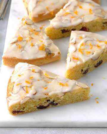 italian-tuscany-cranberryorangecake