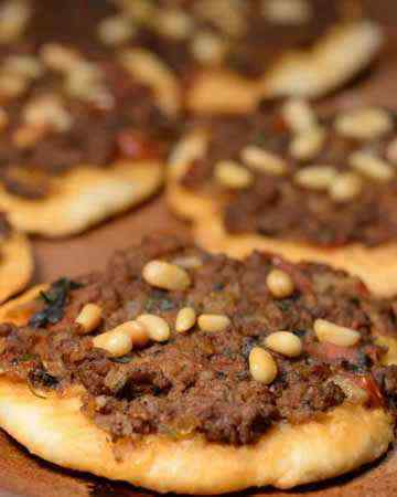lebanese-sfeeha