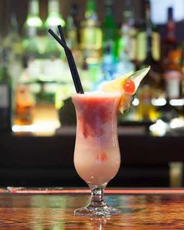 sintmaarten-guavaberrycolada3