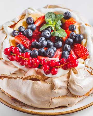 australian-pavlova