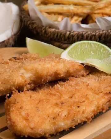 nauruan-coconutcrustedfish