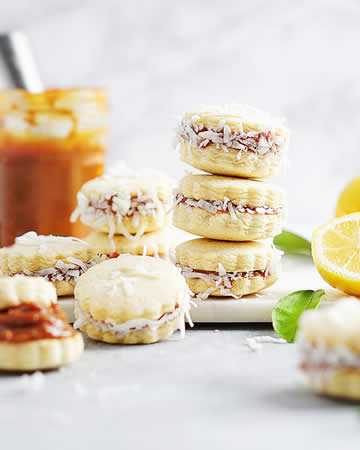 argentinean-alfajoresdemaicena