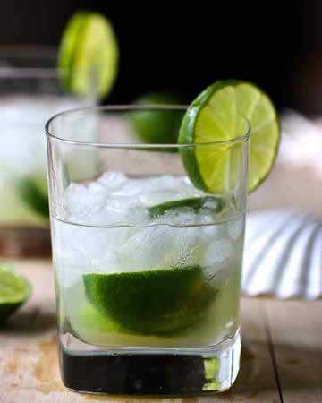 brazilian-caipirinha