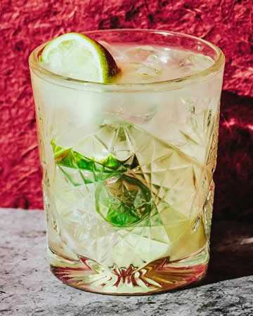 brazilian-caipiroska