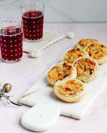 applebaconcheddarpuffpastrypinwheels