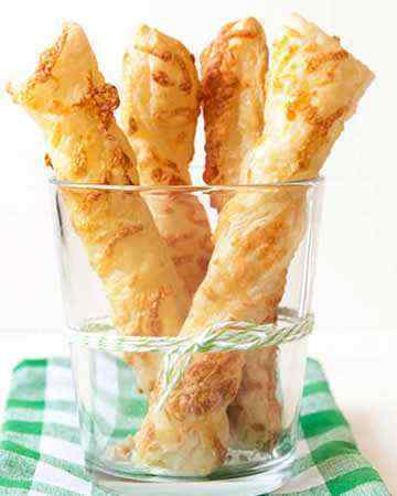 cheesestrawspuffpastry