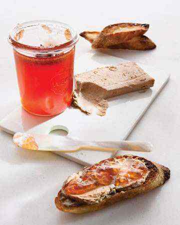 chickenlivercrostiniquincejelly