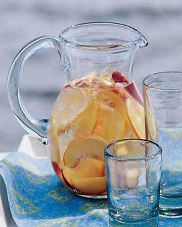 sangriawhite