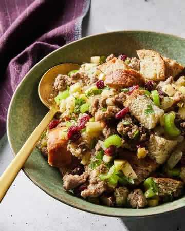 breadstuffingsausageapples