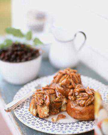 cinnamonpecanstickybuns