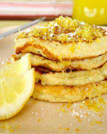 cottagecheesepancakeslemon