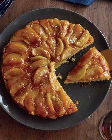 mapleappleupsidedowncake