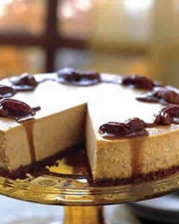 spicedpumpkincheesecakecaramelbourbonsauce
