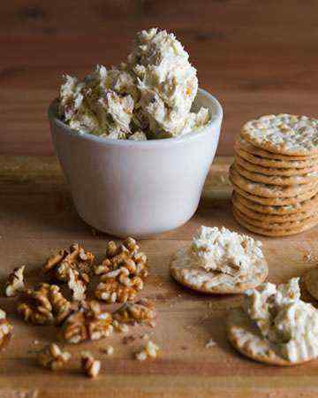 bluecheesewalnutspread