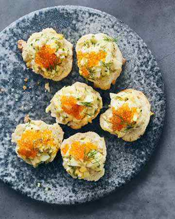 deviledeggsbiscuitstroutroedill