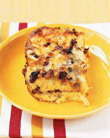sausagesundriedtomatoesstrata