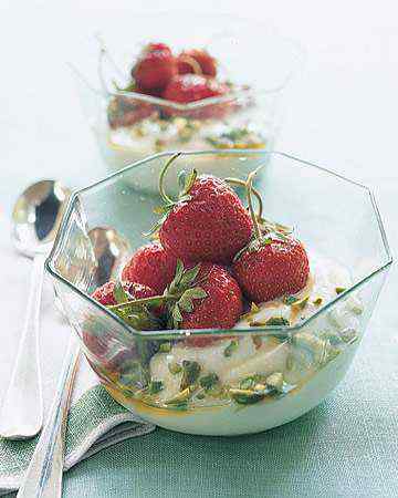 strawberriesyogurtpistachios