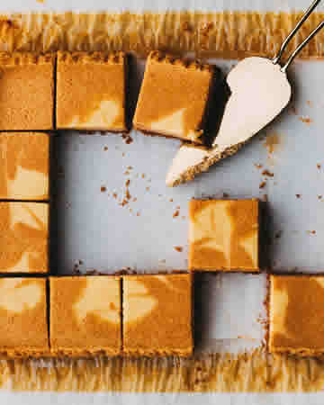 marbledpumpkinmaplecheesecakebars