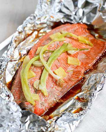 bbqsteelheadsalmonsoygingerglaze.jpg