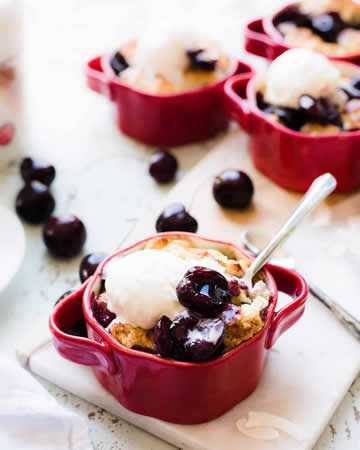 instantpot-cherrycobbler