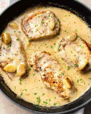 creamygarlicporkchops