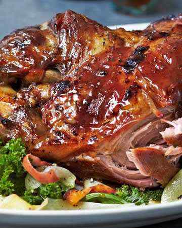 porkshoulderapplecidervinegarbrownsugarglaze