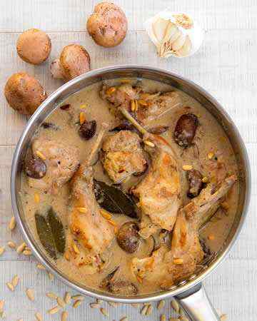 rabbitstewbraisedwhitewinemushrooms