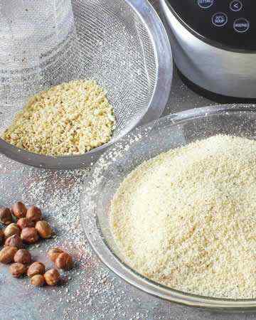 hazelnutflour