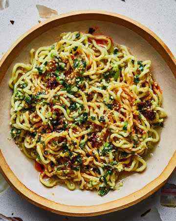 gingerscallionramennoodles