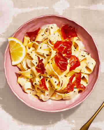 lemonpappardellecrispyprosciutto