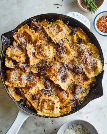 ravioligarlicbuttermushroomskillet