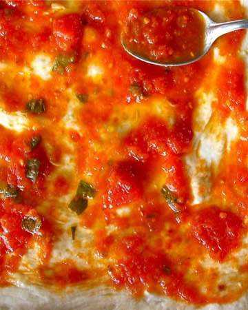 tomatoherbpizzasauce