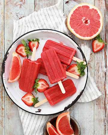 strawberrygreyhoundpoptails