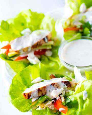 honeydijonchickenhummuslettucewraps