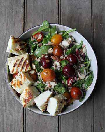 grilledhalloumicherrysalad