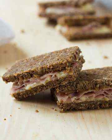 brieblackforesthamteasandwich