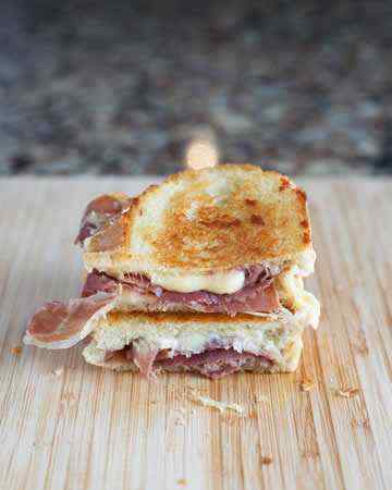 grilledcheeseproscuitto2