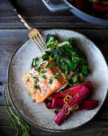 bakedsalmonrhubarbwiltedchard