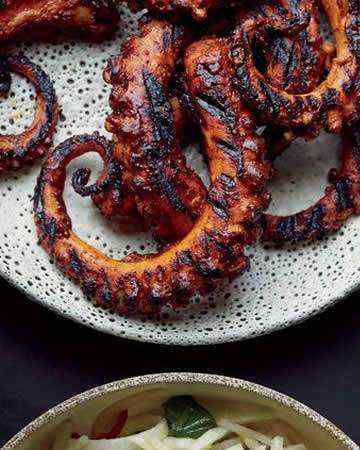 grilledoctopusanchochilesauce