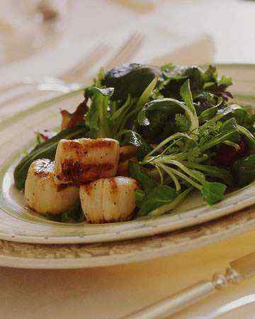 grilledscallopsspringgreens