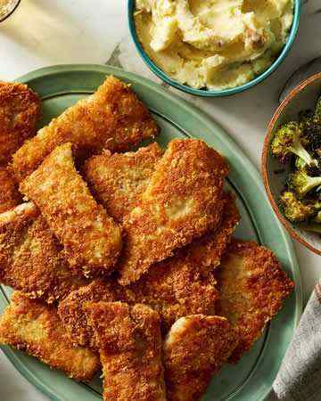 panfriedpollockmashedpotatoesbroccolitartarsauce