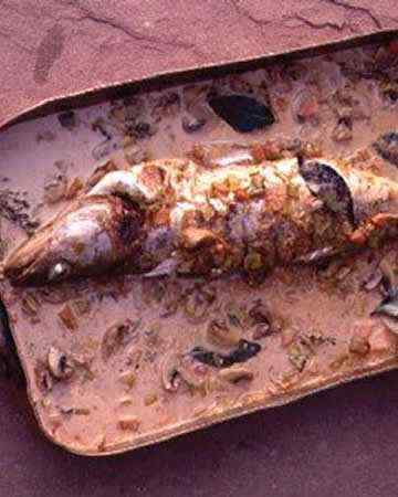 pikeperchbraisedredwine