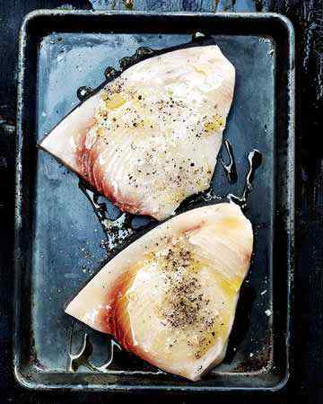 swordfishsteaksolivegremolata