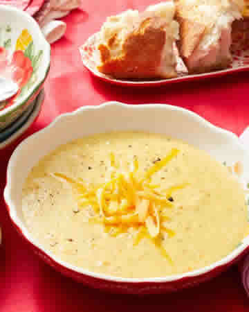slowcookerbroccolicreamsoup